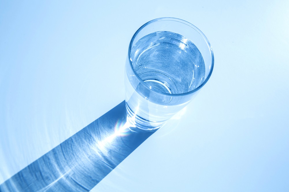 7 Advantages Of Drinking Refined Water